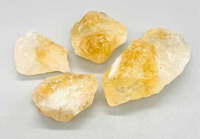 1 lb Citrine 3-5cm untumbled stones